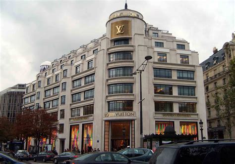 boutique de royal louis vuitton